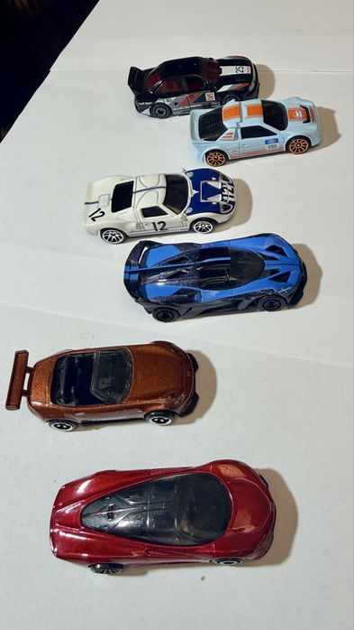Машинки Hot Wheels
