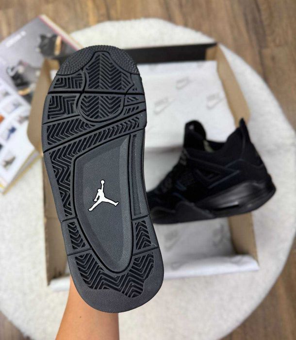 Мужские кроссовки Nike Jordan Retro 4 Black Cat "R1222" Размеры 40-46