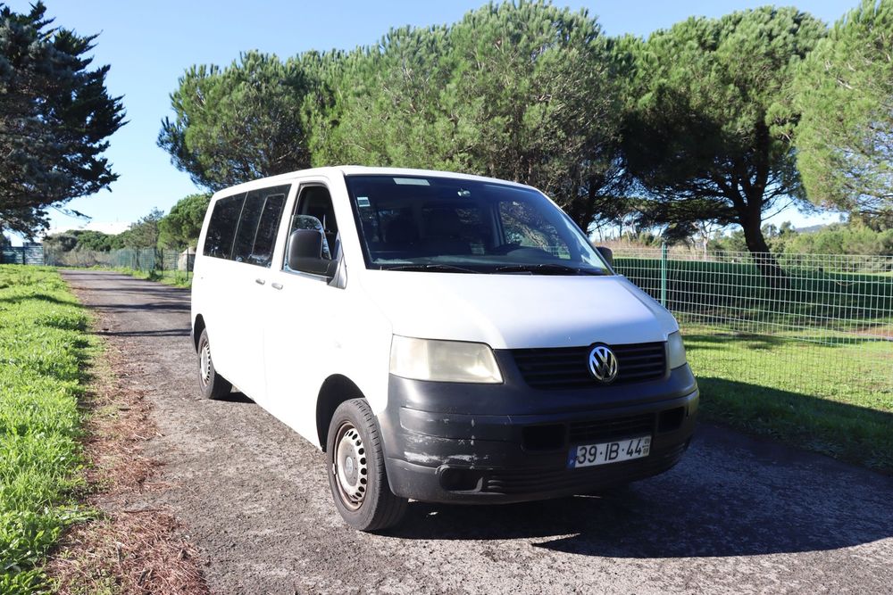 Vendo VW Tranaporter 9 lugares