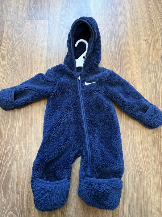 Новий плюшевий комбінезон Nike (3 міс)