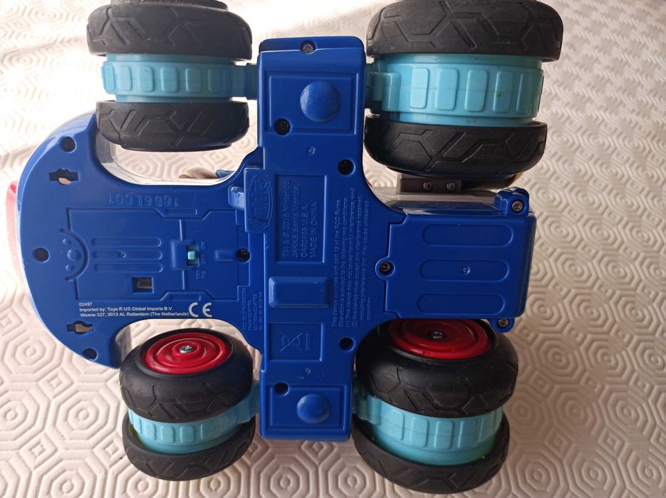 Carro Mario Kart Anti-Gravity (Temporariamente Indisponivel)