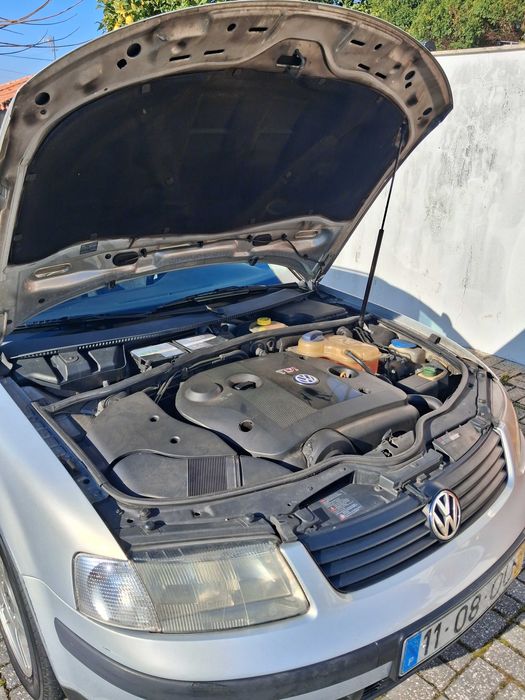 vendo volkswagen passat variante tdi 115