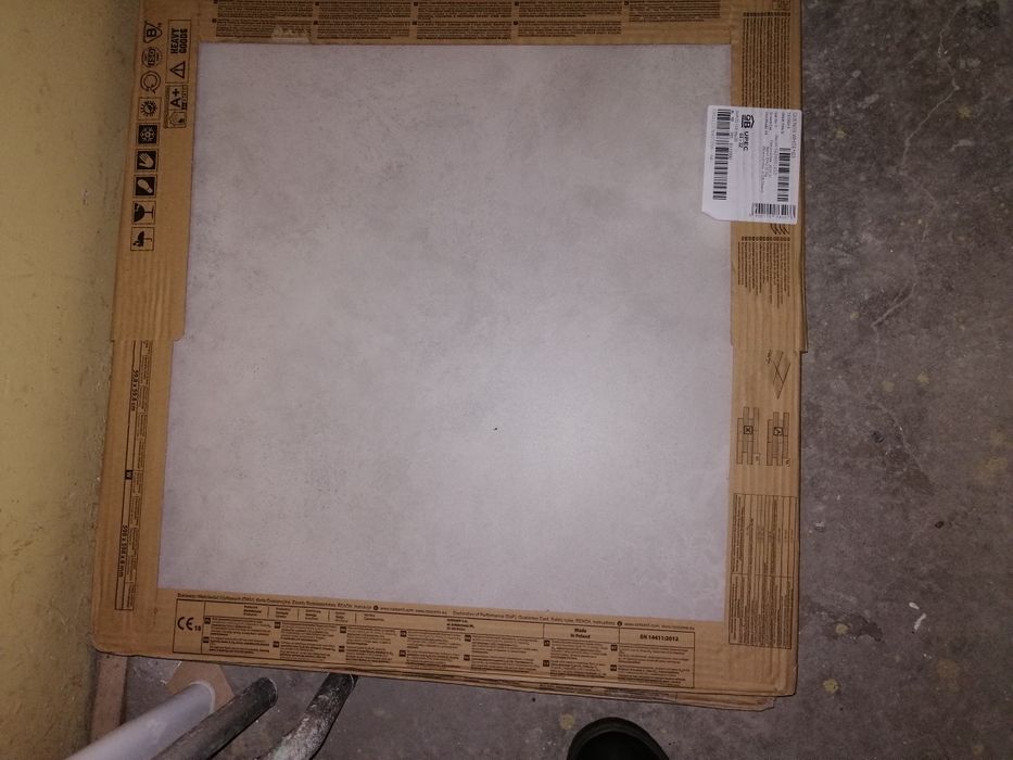 Sprzedam płytki ceramiczne