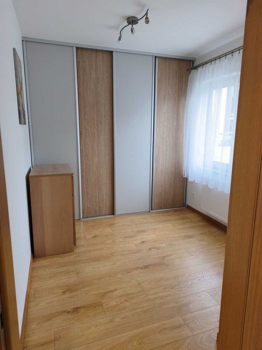 Mieszkanie 70m2 z ogrodem i dwoma miejscami parkingowymi + ogródek