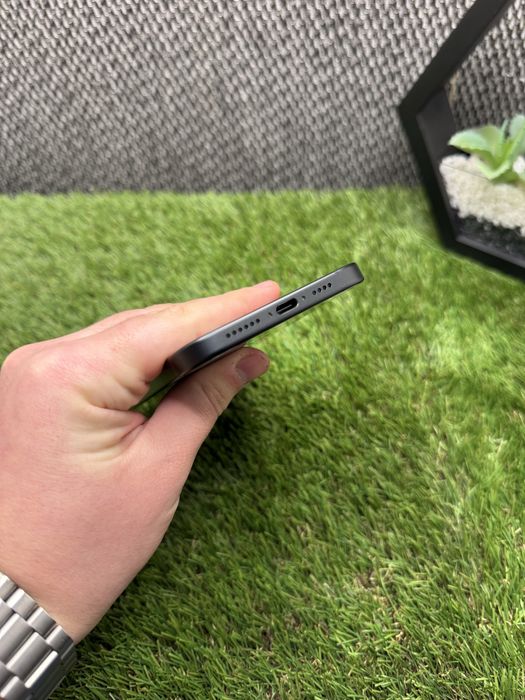 iPhone 15 Plus 128Gb АКБ 93% Black Айфон 15+ чёрный