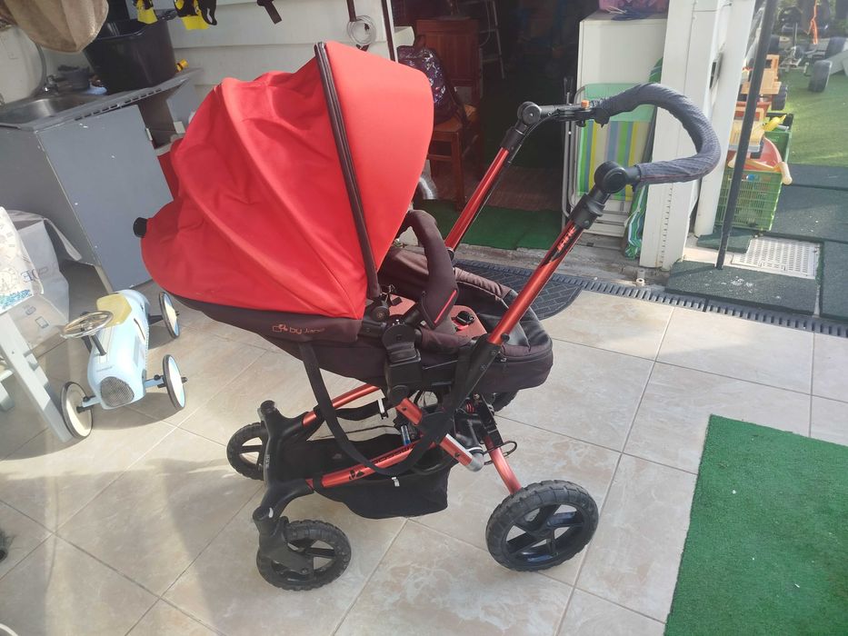 Carrinho de Bebé em optimo estado.