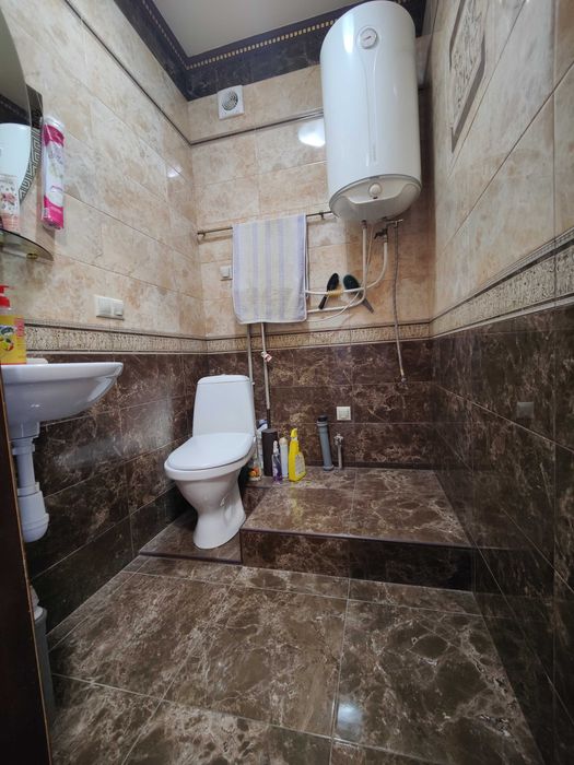 Продаж сучасного заміського будинку з виходом до річки Вільшанка!