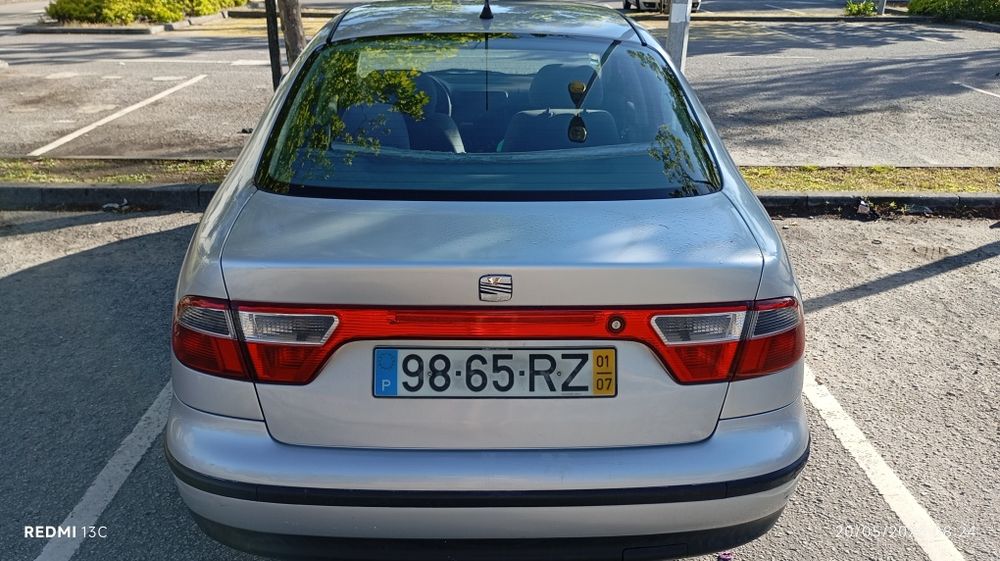 Vendo SEAT Toledo 1.4 a gasolina.