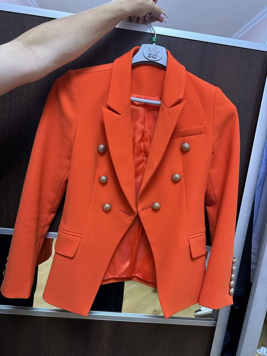 Піджак Balmain червоний