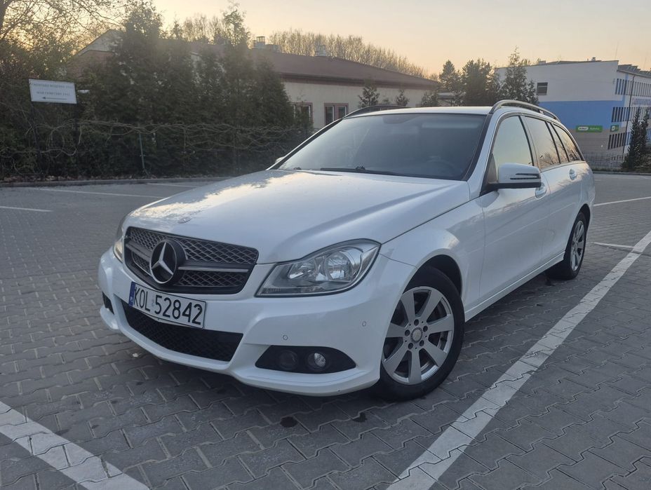 Mercedes c klassa w204 2,2 170km Szwajcaria serwis kombi automat