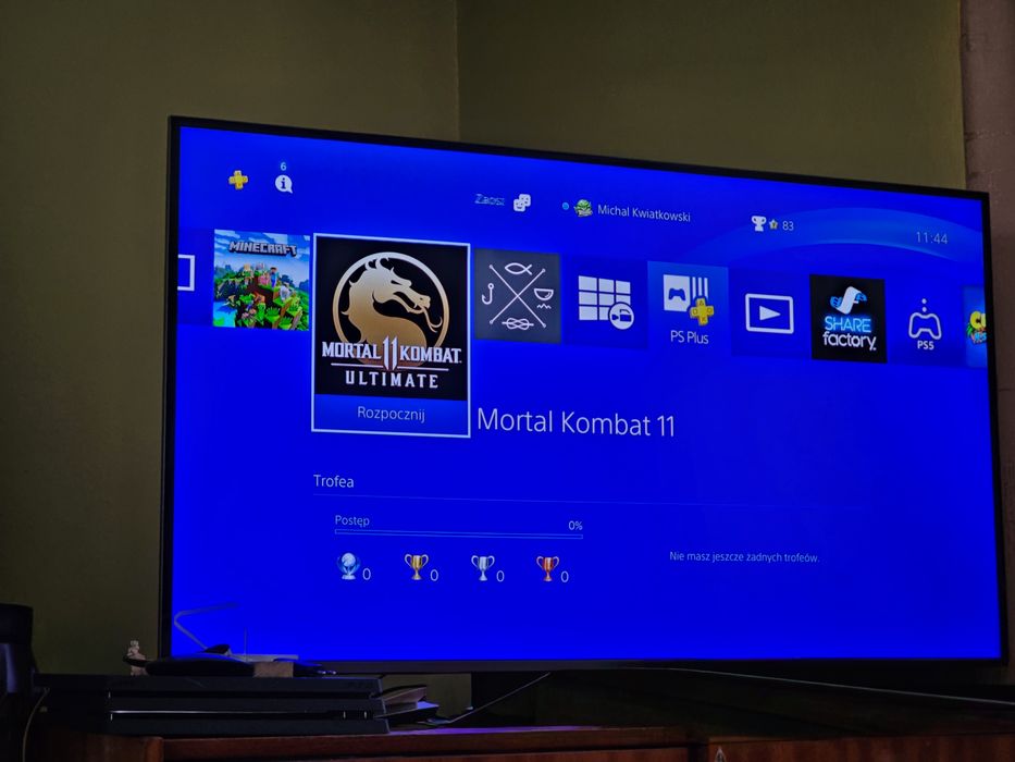 PlayStation 4 Pro 1TB | 4 pady | Bardzo dobry stan