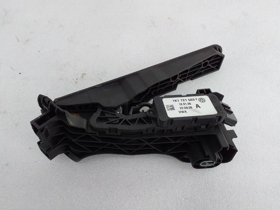 Pedal do acelerador VOLKSWAGEN Golf V (1K1)