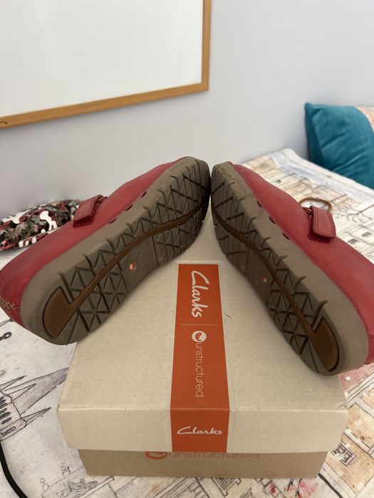 Clarks 37.