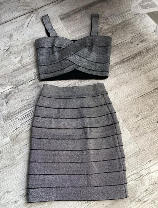 Сріблястий комплект h&m: топ на бретелях і спідниця, розмір 34 (xs)