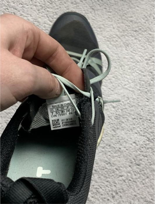 Кросівки adidas terrex gore-tex 38.5