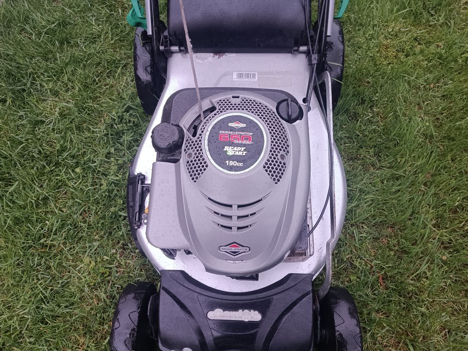 Газонокосарка самохідна з двигуном Briggs & Stratton