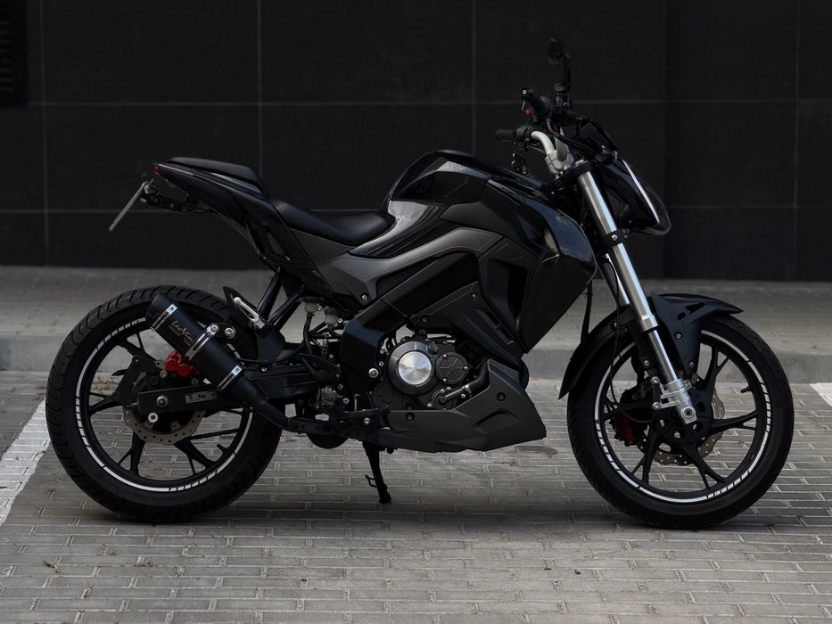 KEEWAY RKF 125 - C/ EXTRAS! Como Nova!