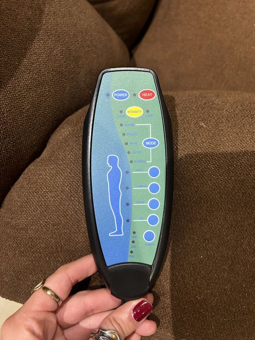 Cadeirão elétrico castanho de tecido