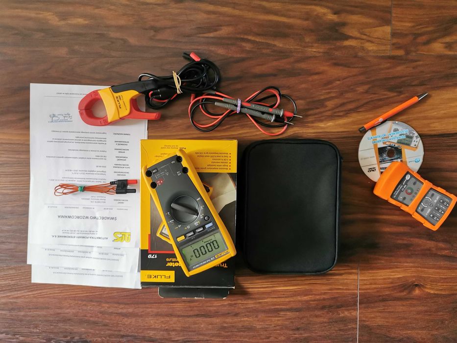 Miernik Fluke 179 + cęgi i400