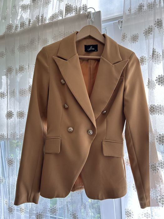 Якісний піджак від брючного костюма