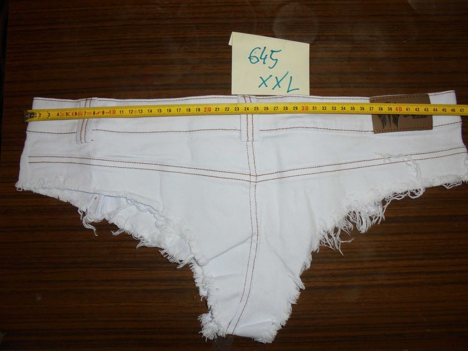 Szorty Spodenki Damskie Krótkie Białe na Lato Seksowne 645 Rozmiar XXL