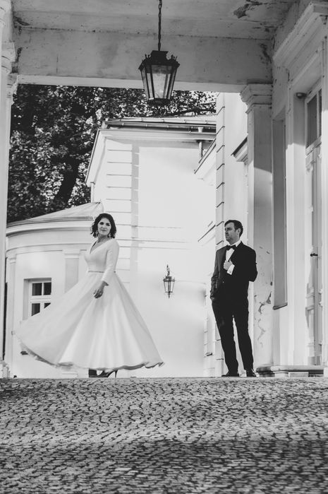 Suknia ślubna z rękawem