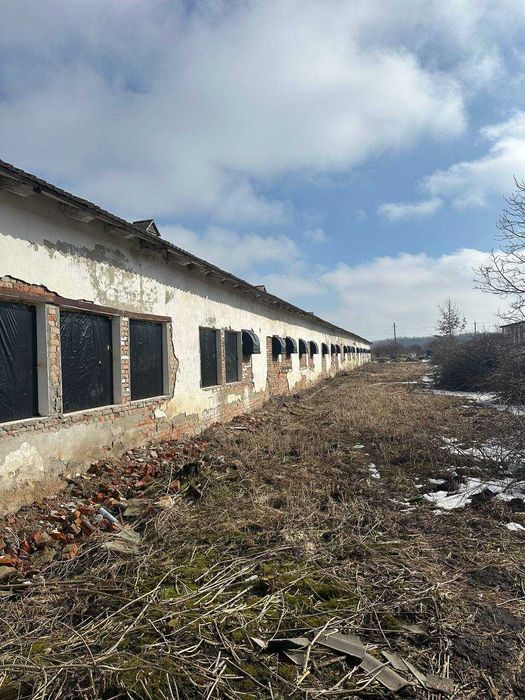 Фермерський комплекс в селі Підгайчики біля Коломиї.