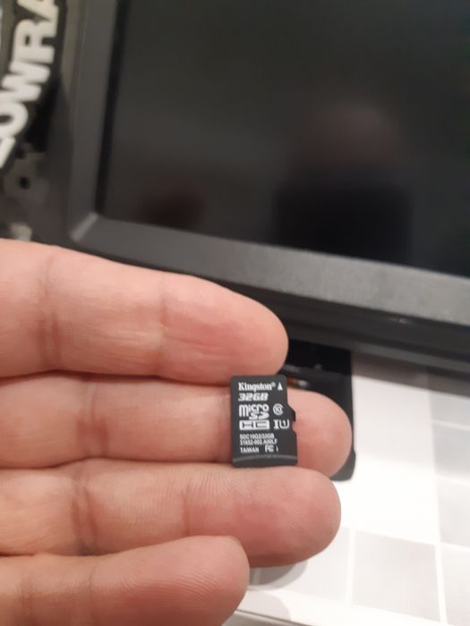 Эхолот Lowrance Elite 7Ti (с картой глубин).