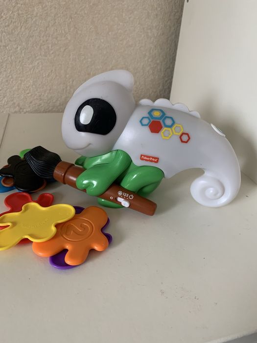Хамелеон fisher price