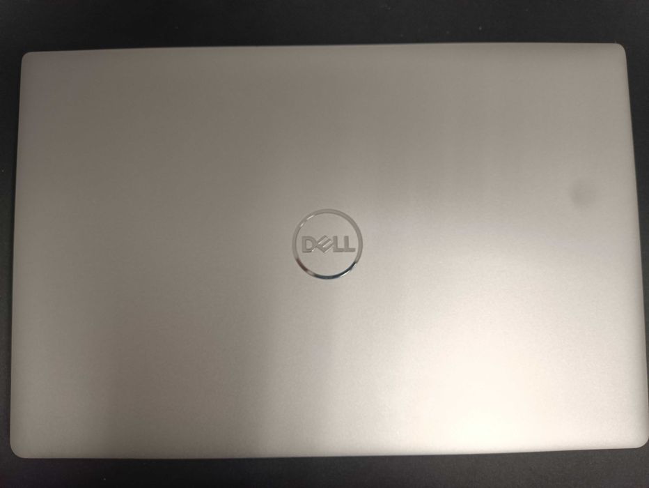 Klapa matrycy do Dell Precision 3561