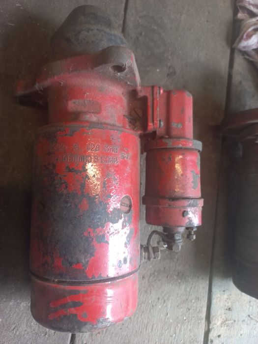 Rozrusznik T25 Władimirec.