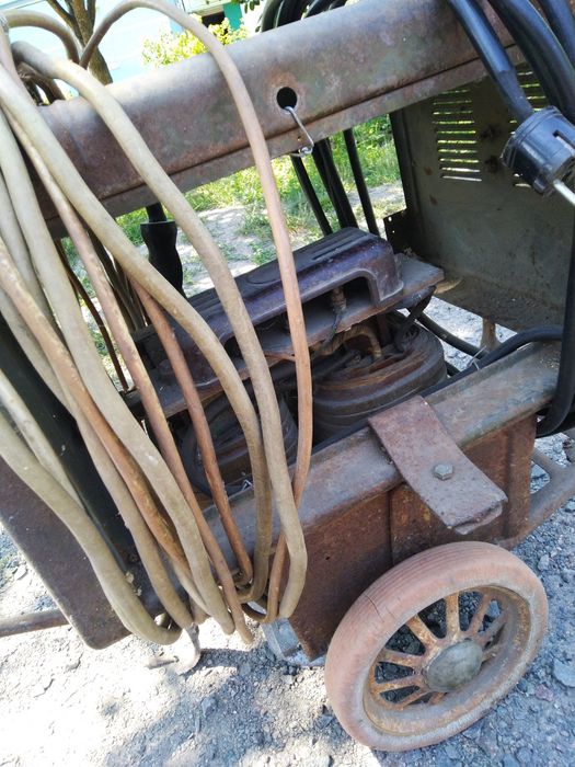 Сварочный аппарат мощный (без кабелей))