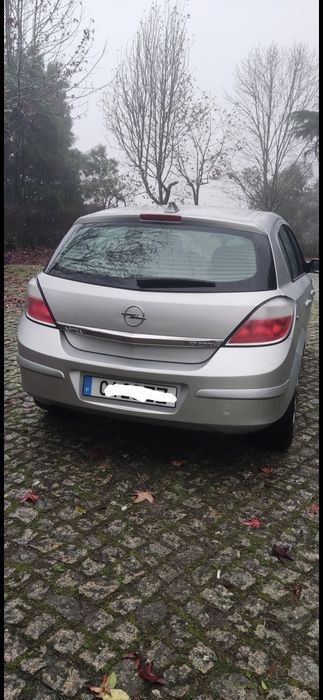 Opel astra  2005