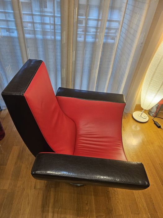 Cadeirão de design moderno, vermelho e preto