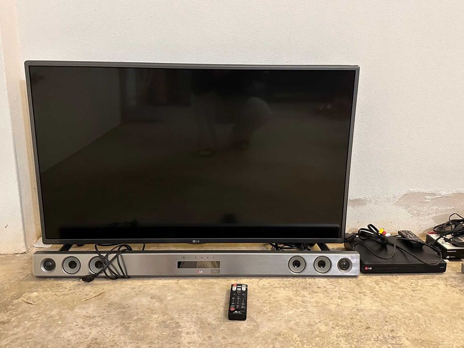 LG smart TV muito bom estado 42" e barra de som