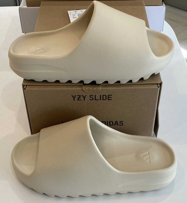 adidas Yeezy Slide .46