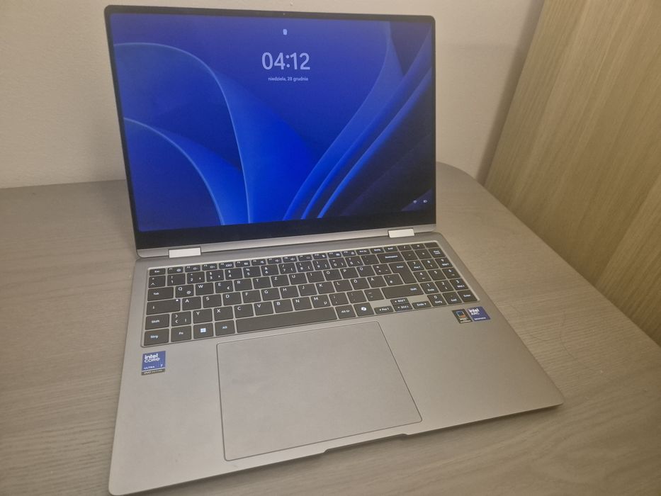 Laptop Samsung Galaxy Book 5 pro 360 16GB/512GB 2w1 Amoled Rysik S-Pen