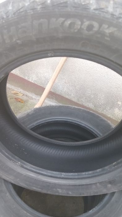 Продам шини на авто