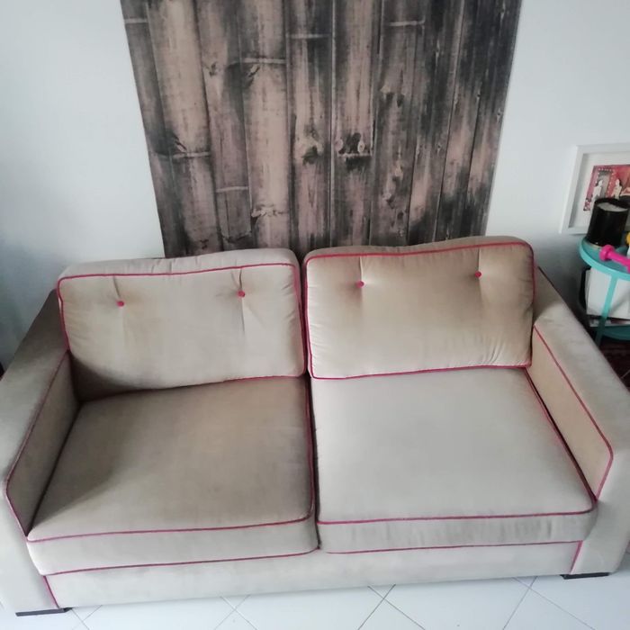 Sofá de 2 lugares