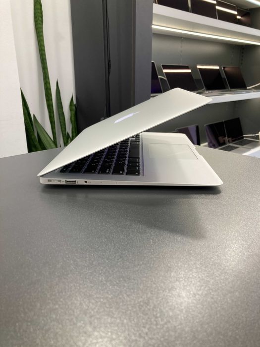 Ноутбук MacBook Air 13” 2017 i5/8/256 ГАРАНТІЯ 102931