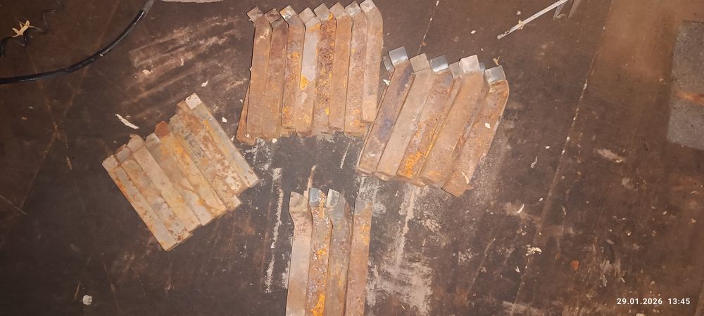 Продам токарні різці