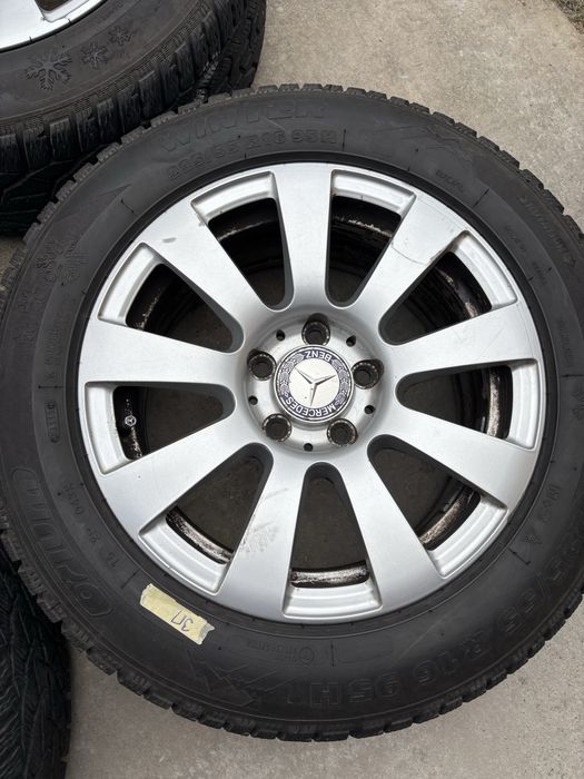Оригінальні диски Мерседес w212 з резиною.