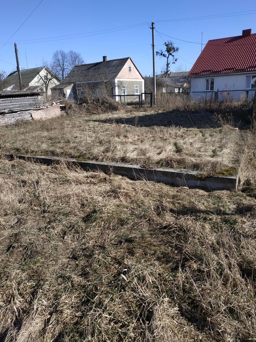 Продається земельна ділянка СМТ Цумань В Самому центрі