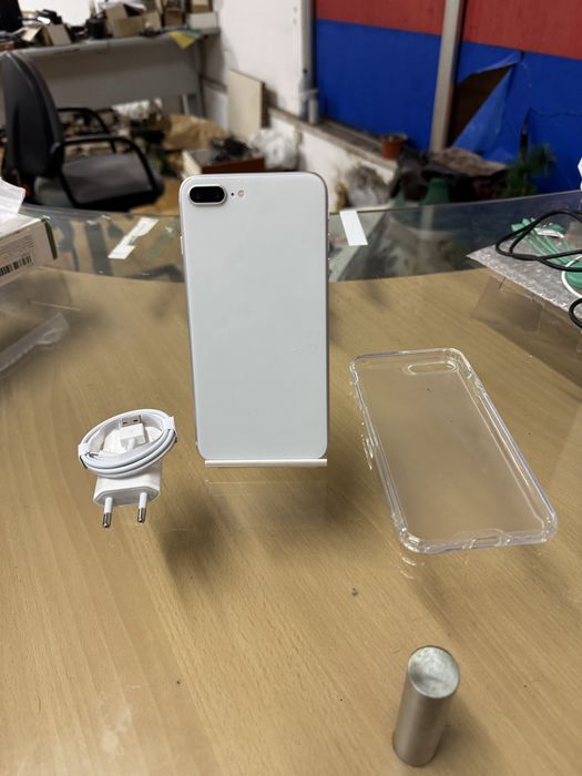 Vendo iPhone 8 plus 64Gb restaurado