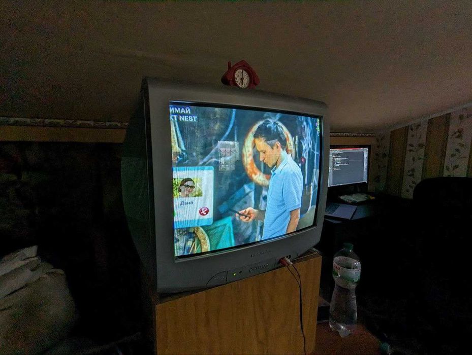 Телевизор горизонт,