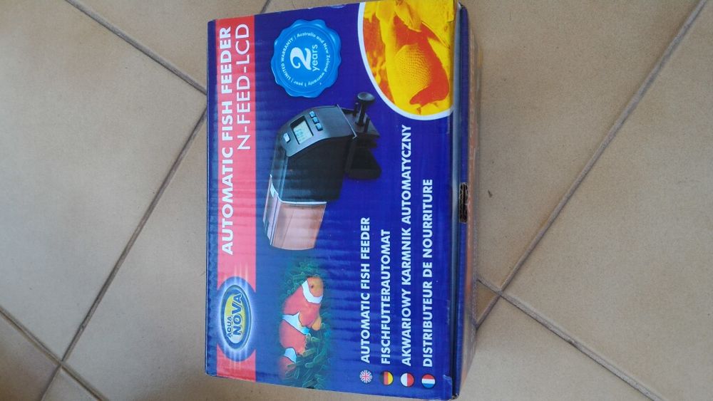 Alimentador aquário