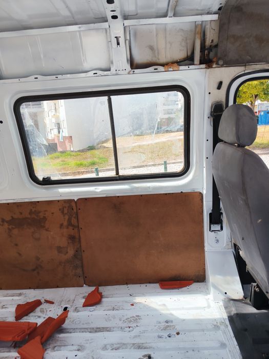 Ford Transit em bom estado