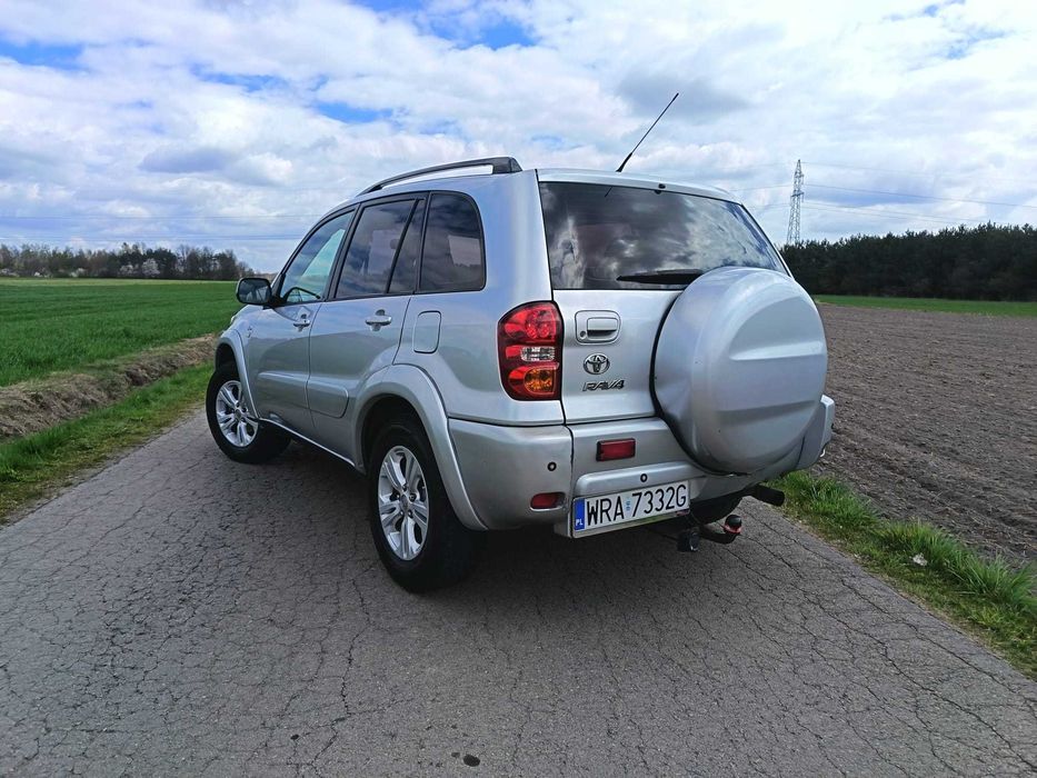 Toyota RAV4 2005r