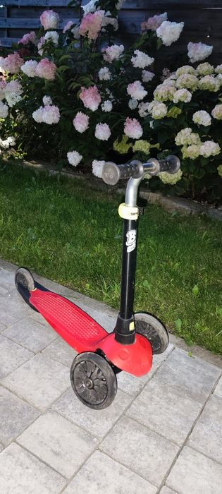 Hulajnoga trójkołowa Czerwona