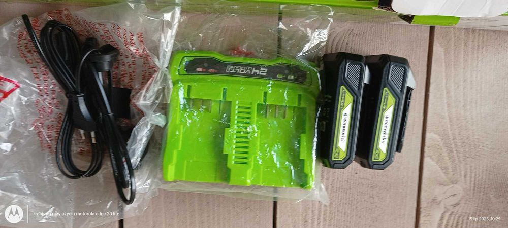 Sprzedam podkaszarkę G24X2LT Greenworks 48v,2x Aku,ładowarka